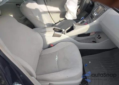 2014 Toyota Prius Two z USA, uszkodzony, nr VIN JTDKN3DU4E0371176